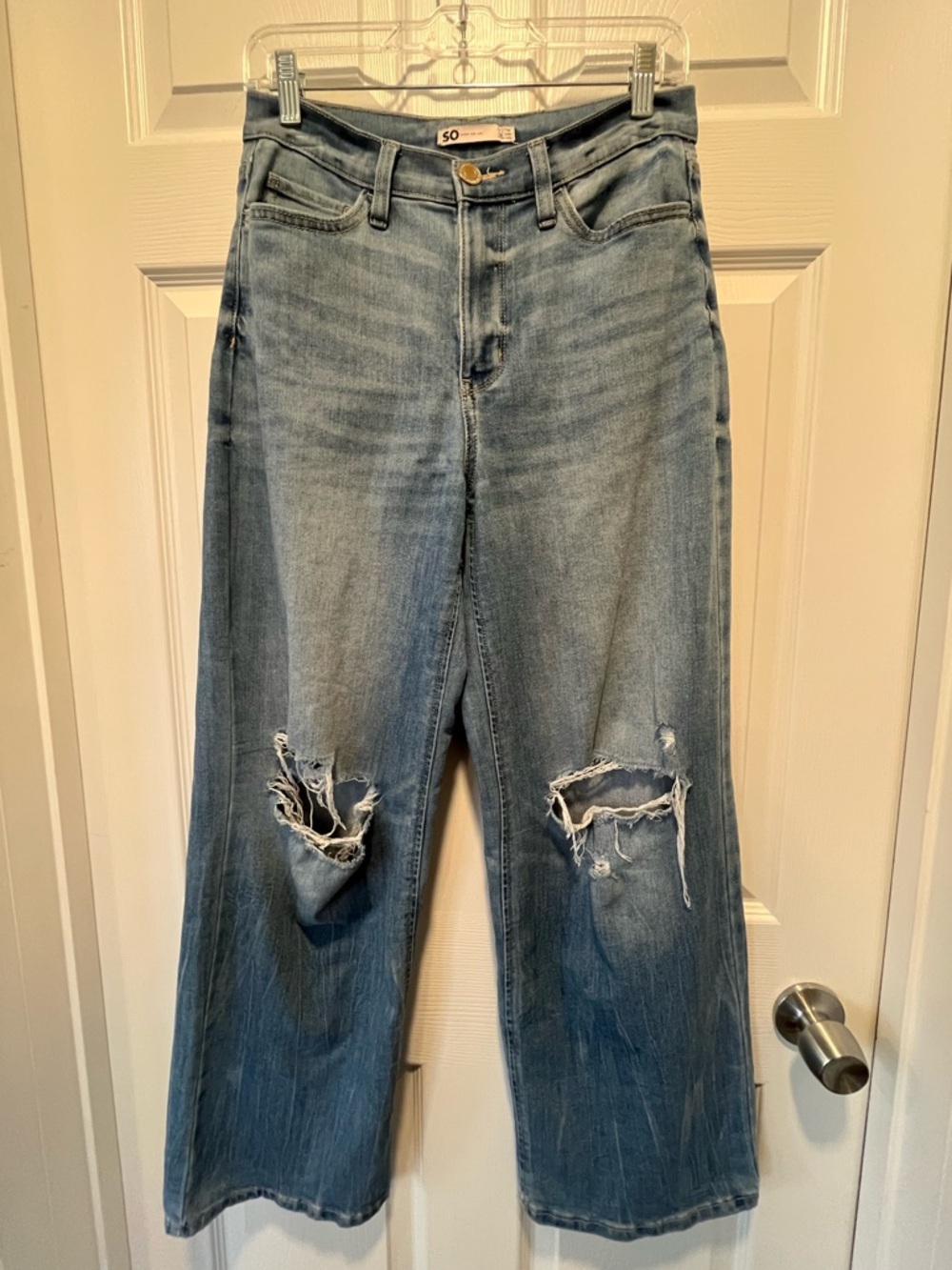 So Juniors High Rise Wide Leg  Ripped Jeans Size 5/ 27W